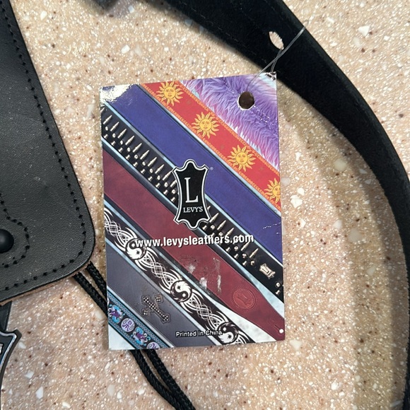 Levy’s Guitar Strap NEW - Picture 2 of 6